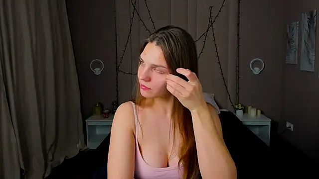 Snapshot of LesiBrizo chatting on December 5, 1:58 am LesiBrizo online show from December 5, 1:58 am