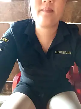 Meo2k1 online show from November 8, 8:25 am