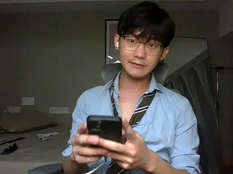 Snapshot of iambennet chatting on November 1, 2:08 pm iambennet online show from November 1, 2:08 pm