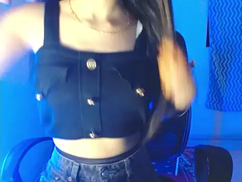 Snapshot of Roiseeee chatting on February 11, 5:34 am Roiseeee online show from February 11, 5:34 am