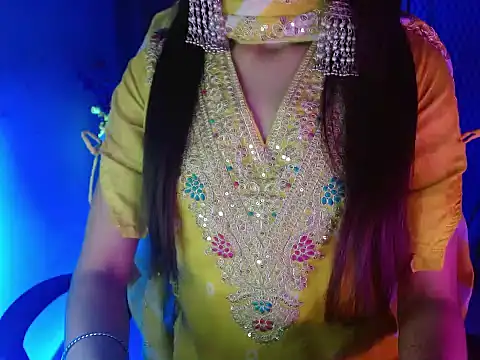 Roiseeee online show from March 11, 5:13 am