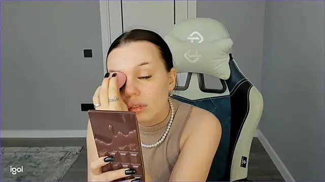 Marry Jein13 online show from October 17, 8:28 am