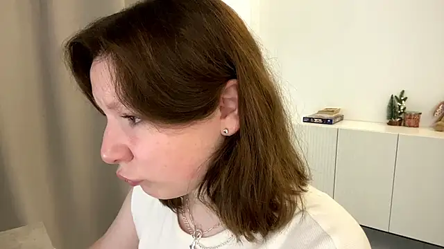 TamekiaSamii online show from November 17, 7:03 am