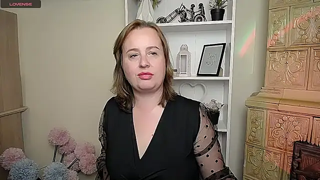 HelenFl online show from October 7, 8:22 am