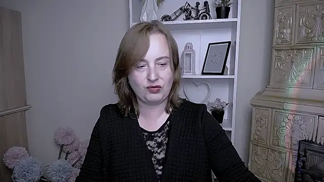 HelenFl online show from October 10, 6:45 am