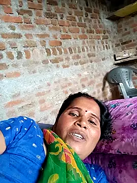 Snapshot of Nm_sanjna chatting on April 30, 11:27 am Nm sanjna online show from April 30, 11:27 am