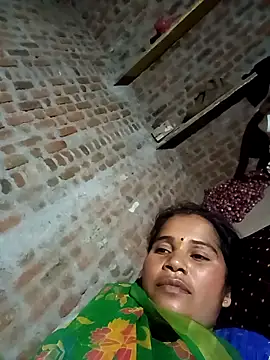 Snapshot of Nm_sanjna chatting on May 8, 11:10 pm Nm sanjna online show from May 8, 11:10 pm