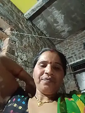 Snapshot of Nm_sanjna chatting on May 19, 3:40 pm Nm sanjna online show from May 19, 3:40 pm