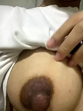 Snapshot of -Harper- chatting on October 29, 1:35 pm -Harper- online show from October 29, 1:35 pm