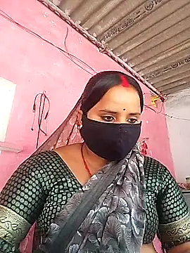 Snapshot of Cr_sonam chatting on April 4, 7:17 am Cr sonam online show from April 4, 7:17 am
