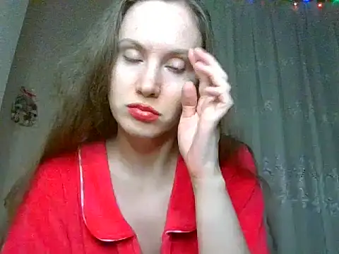 Snapshot of Lynirina chatting on May 19, 8:37 pm Lynirina online show from May 19, 8:37 pm
