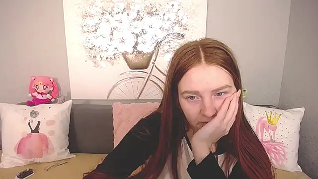 Evarey  online show from November 8, 5:29 am