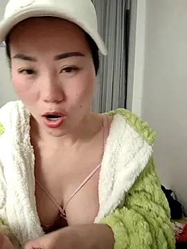 nini10052025 online show from January 12, 2:00 pm