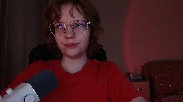 emymayy online show from March 16, 11:03 am