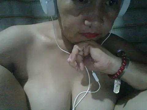 xxxsuckyourdick4u online show from April 13, 1:27 pm