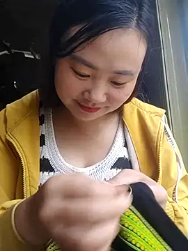 Snapshot of pi-pi-00 chatting on October 7, 2:53 am pi-pi-00 online show from October 7, 2:53 am