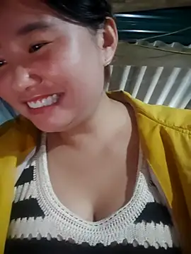 Snapshot of pi-pi-00 chatting on October 9, 11:19 am pi-pi-00 online show from October 9, 11:19 am