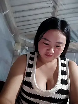 Snapshot of pi-pi-00 chatting on October 19, 3:45 pm pi-pi-00 online show from October 19, 3:45 pm