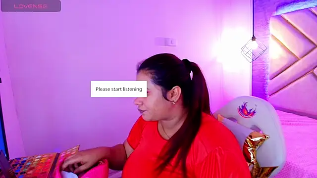 Snapshot of Addyy_02 chatting on October 17, 11:57 am Addyy 02 online show from October 17, 11:57 am