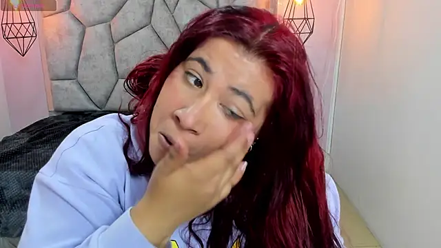 Addyy 02 online show from March 31, 7:14 pm