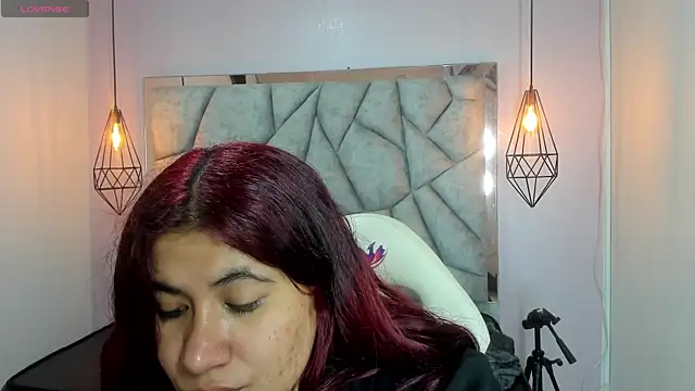 Addyy 02 online show from April 2, 4:48 pm