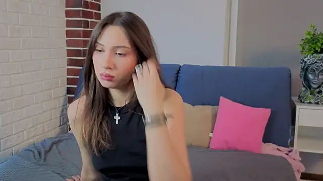 MissyHuf online show from October 18, 7:31 am