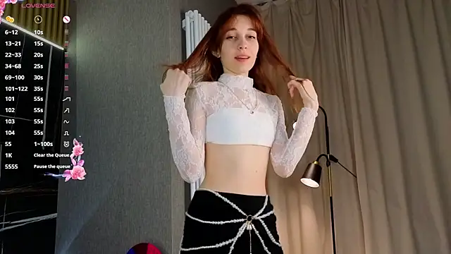 Snapshot of kitsun_ne chatting on December 14, 9:08 pm kitsun ne online show from December 14, 9:08 pm