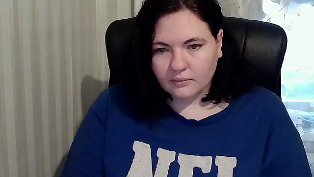 Snapshot of XLisaBlueXs_ chatting on October 22, 6:57 am XLisaBlueXs online show from October 22, 6:57 am