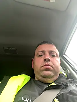 Snapshot of crazy88p chatting on October 8, 2:25 pm crazy88p online show from October 8, 2:25 pm