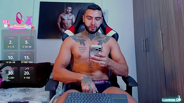 Danny Willson online show from April 27, 10:13 am