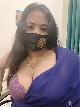 Snapshot of Beauty_Queen_Soniya chatting on July 7, 3:09 am Beauty Queen Soniya online show from July 7, 3:09 am