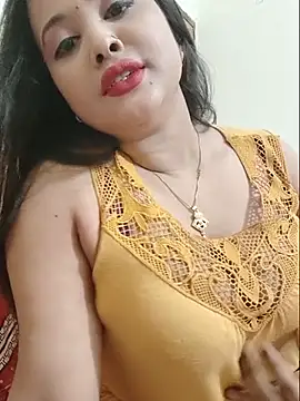 Snapshot of Beauty_Queen_Soniya chatting on July 28, 12:48 pm Beauty Queen Soniya online show from July 28, 12:48 pm
