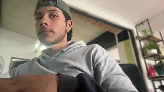 ErosDominant online show from April 20, 7:15 pm