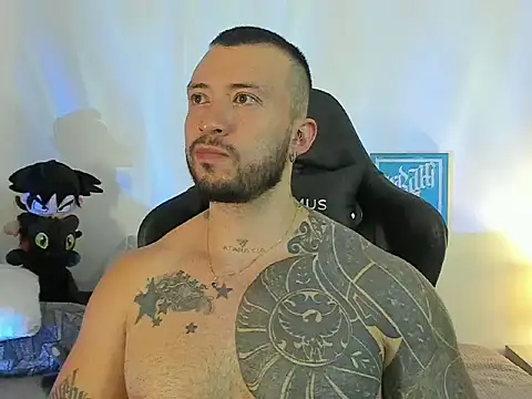 Dave-Max01 online show from November 4, 11:04 pm