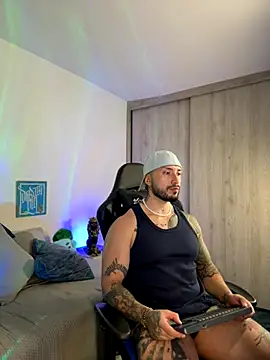 Dave-Max01 online show from November 11, 1:49 am