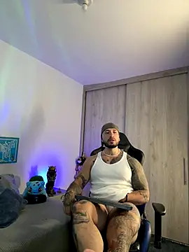 Dave-Max01 online show from November 12, 2:06 pm