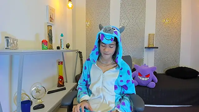 JacobBlackwell  online show from November 12, 7:24 pm