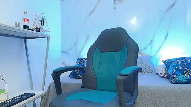 JacobBlackwell  online show from March 2, 5:08 am