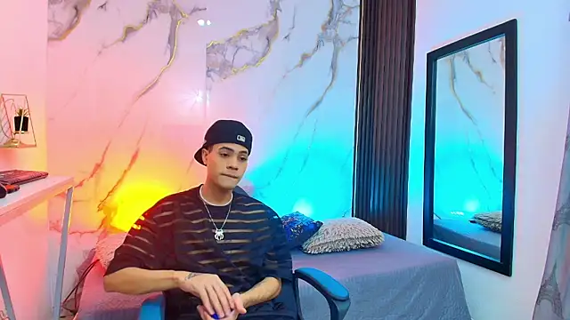 JacobBlackwell  online show from March 8, 3:32 am