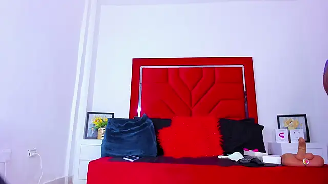 Bigasshott  online show from April 24, 8:22 pm