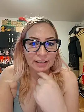 Snapshot of vivonivo chatting on November 17, 3:07 pm vivonivo online show from November 17, 3:07 pm