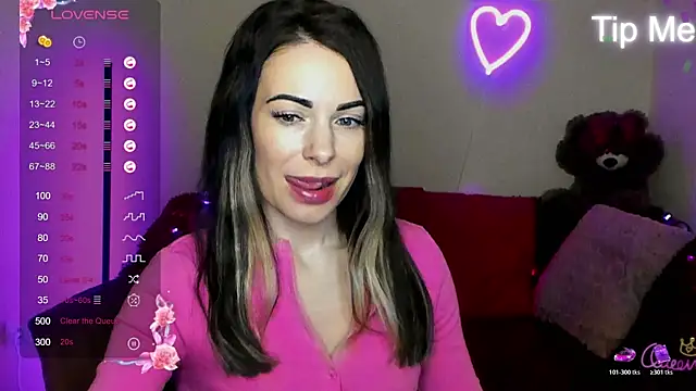 Rita lovvylyou online show from April 2, 11:30 am