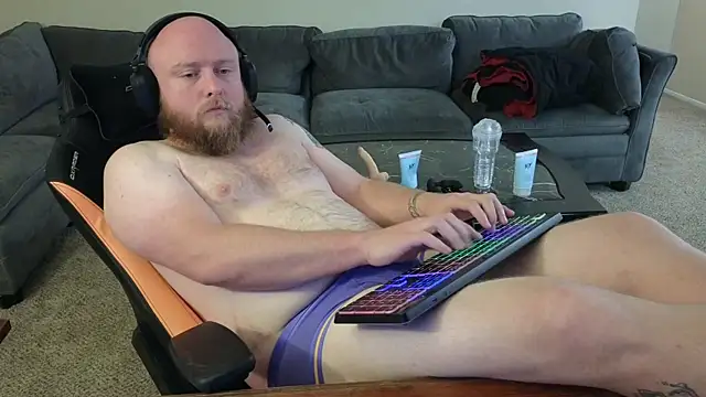 theballboy1 online show from November 15, 6:11 am