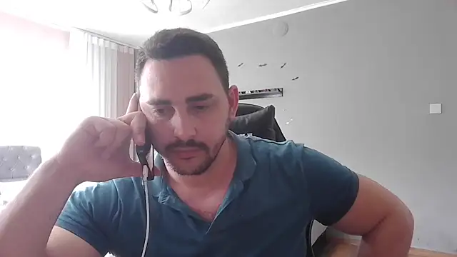 mastermute online show from April 22, 12:07 pm