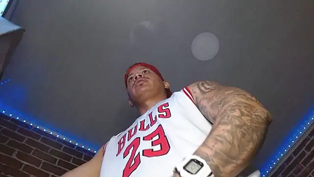 jordan bigcock  online show from April 22, 3:24 pm