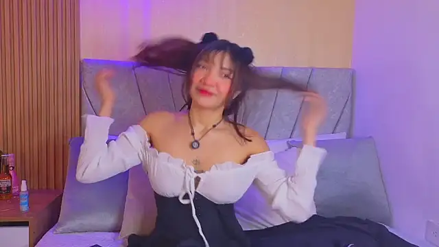 celeste collins  online show from March 30, 3:40 am