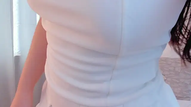 AryBlair online show from March 2, 1:40 pm