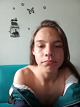 Snapshot of Prins001 chatting on October 28, 9:39 pm Prins001 online show from October 28, 9:39 pm