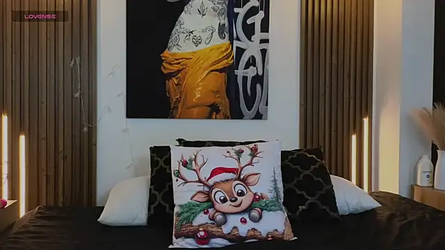 Kitty Bombon online show from December 4, 7:44 pm