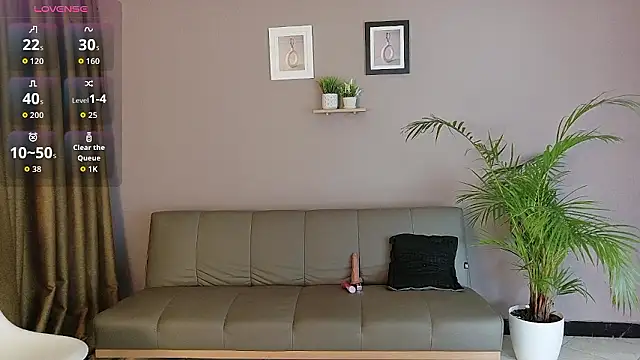 ZahraMilf online show from January 7, 7:38 pm